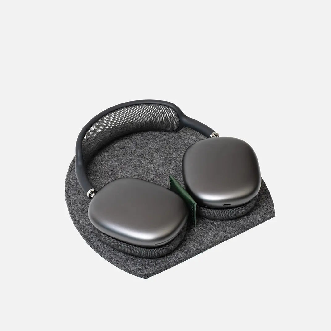 Merino Felt Rest Station 2.0 for AirPods Max - KilimanjaroStore.Geometric Goods